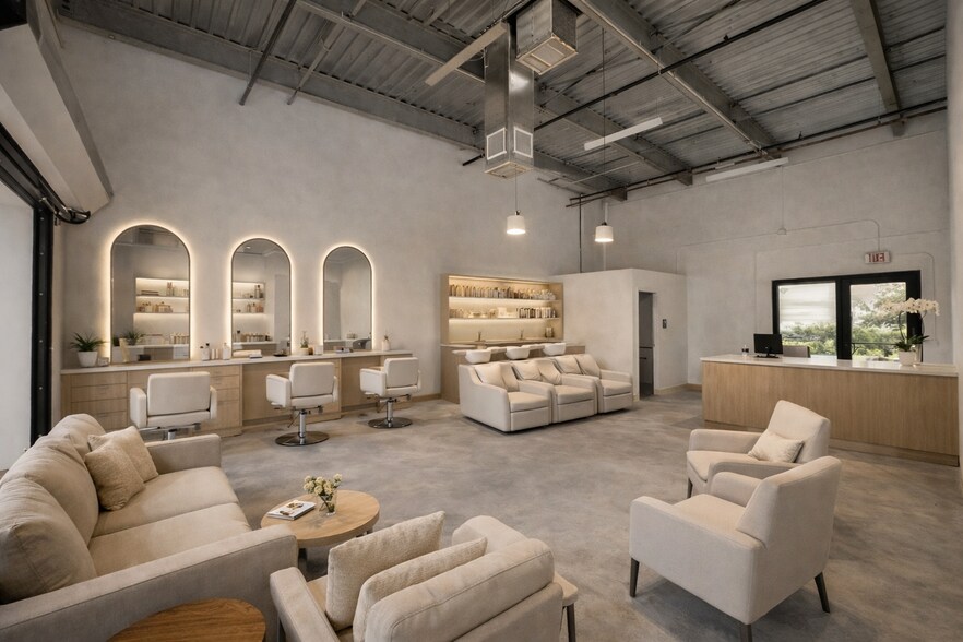 More Photos Of 230 N Congress, Lake Park Flex For Lease