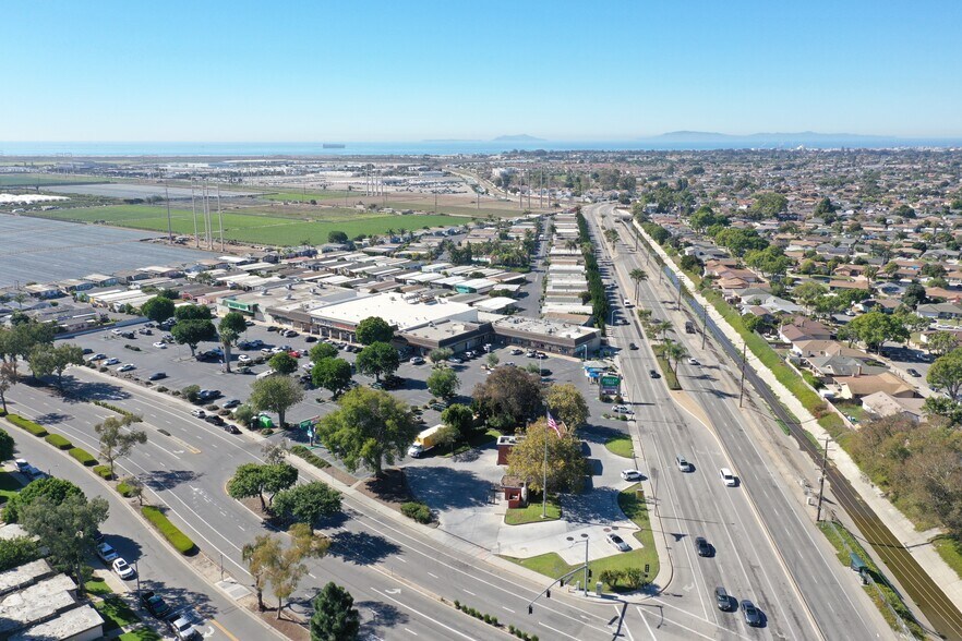 More Photos Of 4833-4917 S Rose Ave, Oxnard Supermarket For Sale