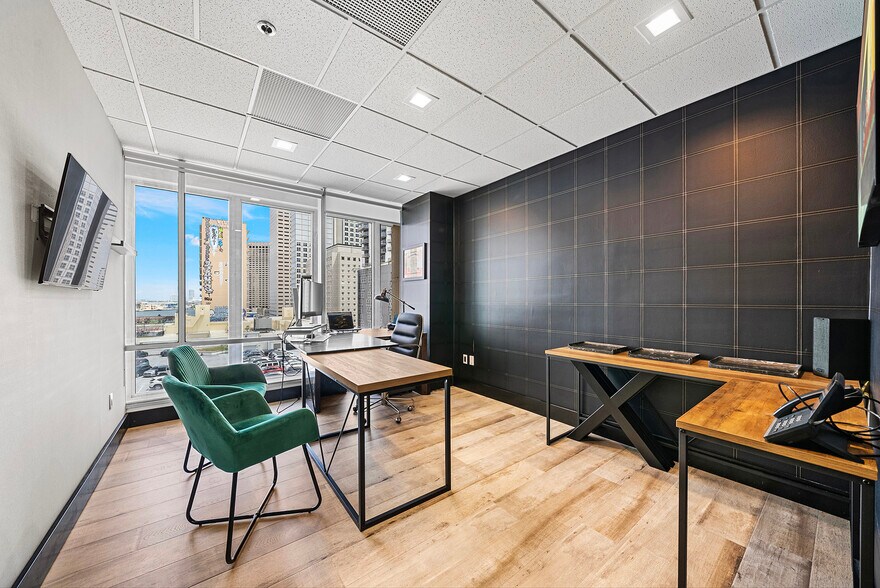 More Photos Of 150 SE 2nd Ave, Miami Coworking Space