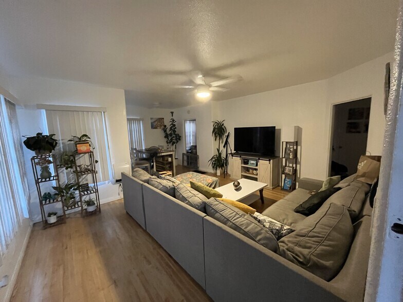 More Photos Of 5738 Meade Ave, San Diego Apartments For Sale