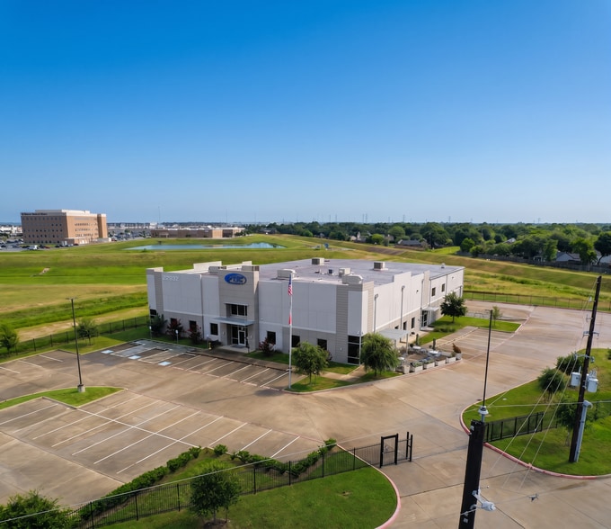 Primary Photo Of 22932 Elkana Deane Ln, Katy Warehouse For Lease