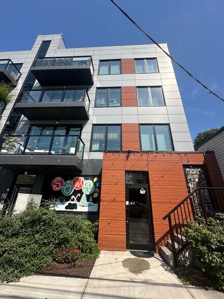 More Photos Of 362 Van Brunt St, Brooklyn Apartments For Sale