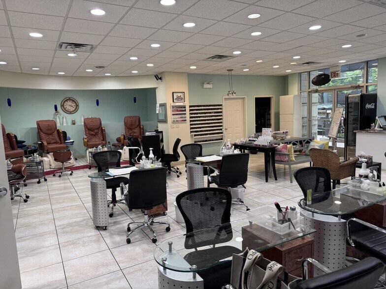 More Photos Of 873 N Larrabee St, Chicago Apartments For Sale