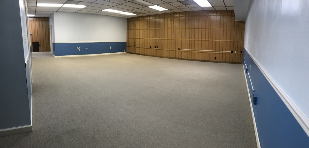 More Photos Of 2907 Fort Bragg Rd, Fayetteville Storefront Retail Office For Lease