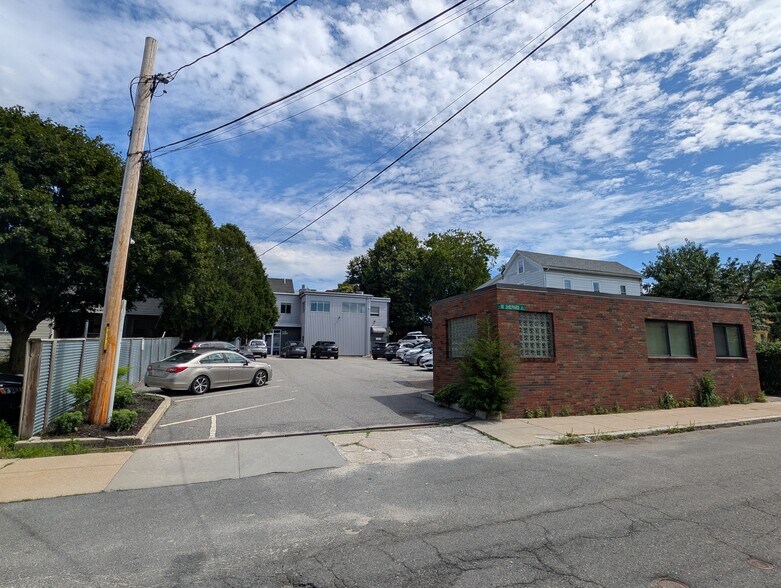 More Photos Of 18 Shepard St, Brighton Coworking Space