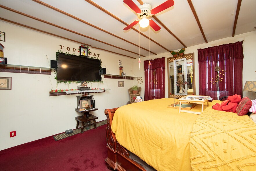 More Photos Of 1140 Kaighns Ave, Camden Storefront Retail Residential For Sale