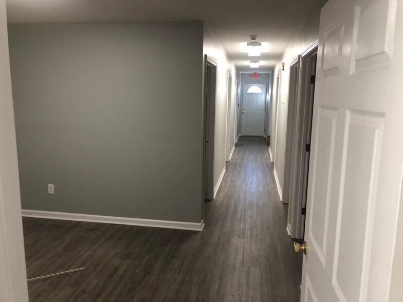 More Photos Of 1139 E 3rd St, Jackson Warehouse For Lease
