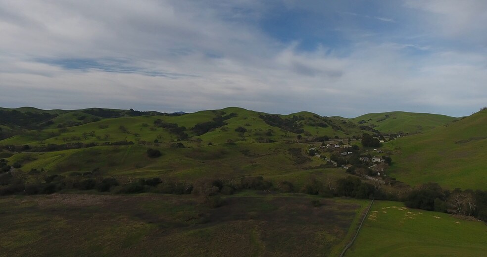 More Photos Of 1002 Metcalf Rd, San Jose Land For Lease