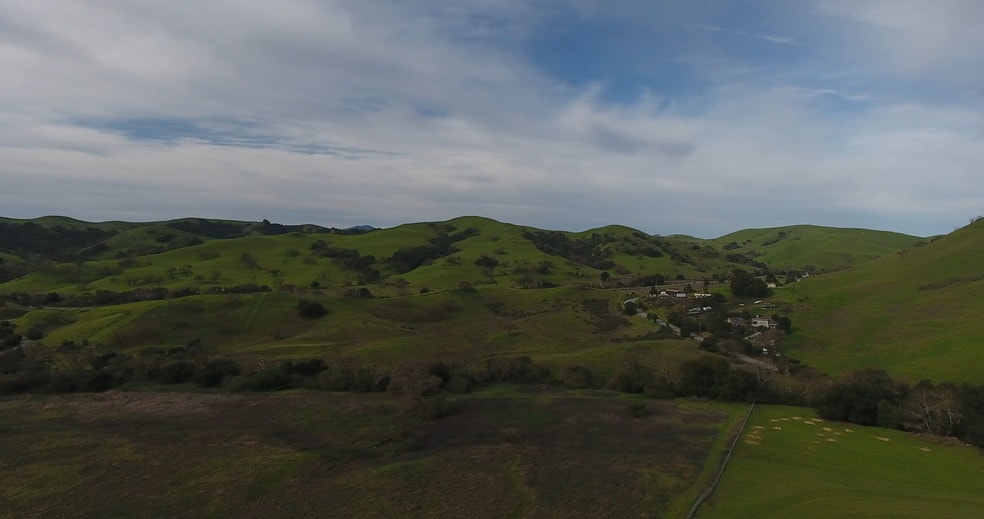 More Photos Of 1002 Metcalf Rd, San Jose Land For Lease
