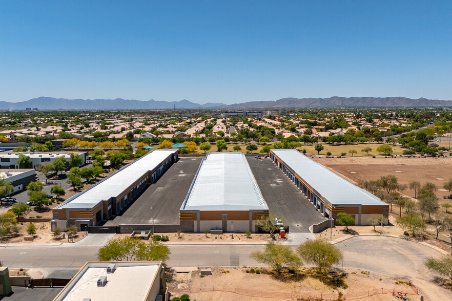 More Photos Of 390 Enterprise Pl, Chandler Self Storage For Sale