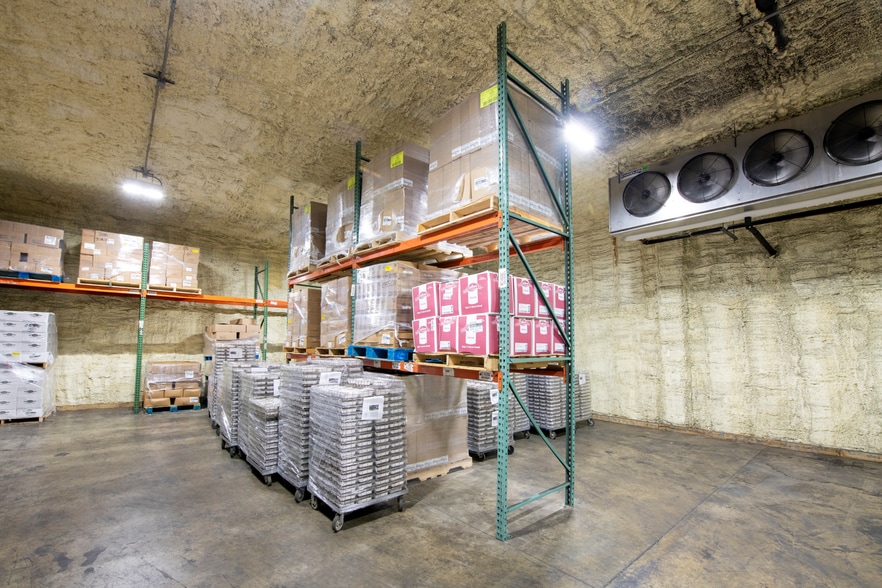 More Photos Of 1934 Navarre Rd SW, Canton Warehouse For Sale