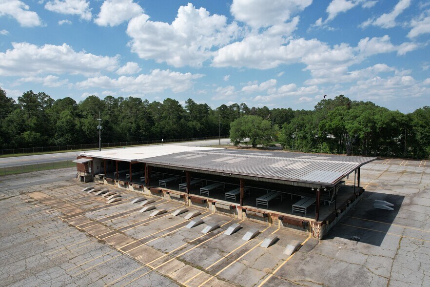 More Photos Of 326 Cordele Rd, Albany Industrial For Sale