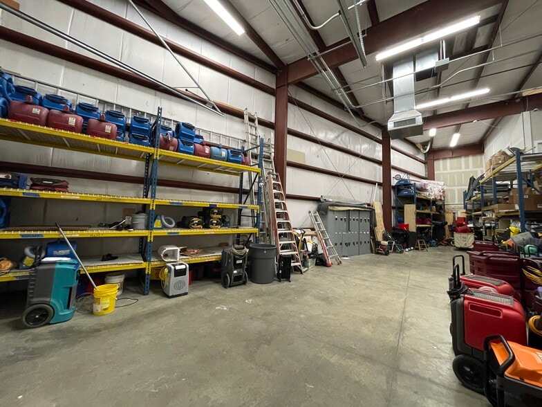 More Photos Of 63 Amity Rd, New Haven Storefront Retail Office For Lease