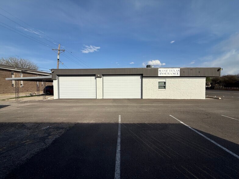 More Photos Of 3706 Mockingbird Ln, Amarillo Office For Sale