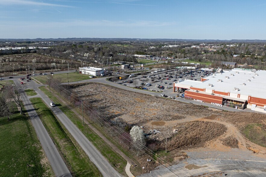 More Photos Of 1333 Nashville Pike, Gallatin Land For Sale