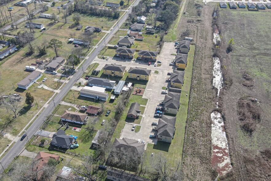 More Photos Of 5500 Hwy 75, Carville Apartments For Sale