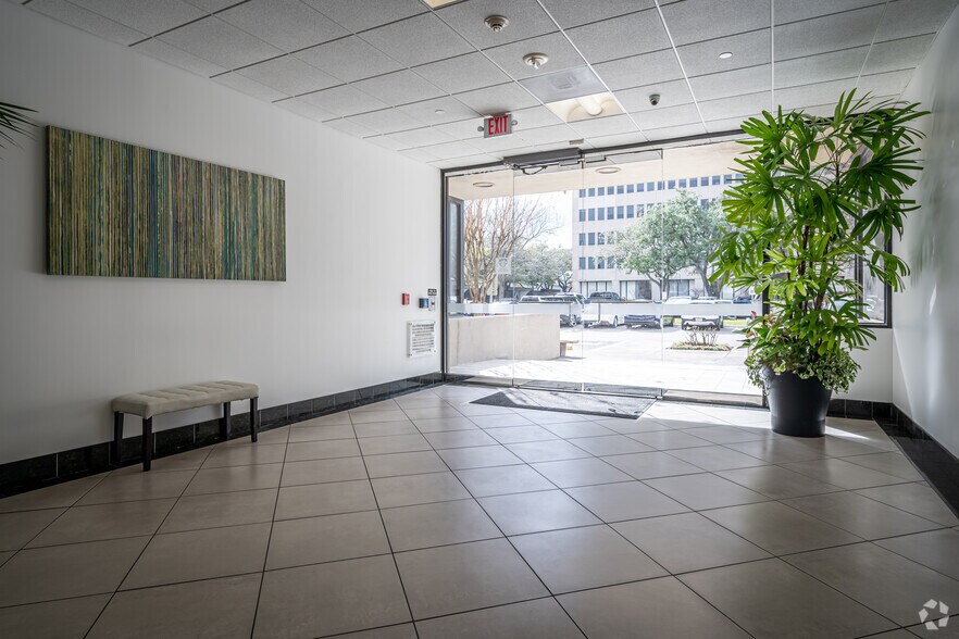 More Photos Of 6300 West Loop South, Bellaire Office For Lease