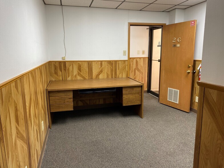 More Photos Of 7014 Spencer Hwy, Pasadena Loft Creative Space For Lease