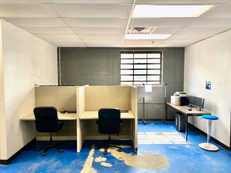 More Photos Of 2120 Washington Ave, Saint Louis Service For Lease