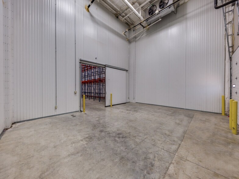 More Photos Of 9342 SE Loop 410, San Antonio Refrigeration Cold Storage For Sale