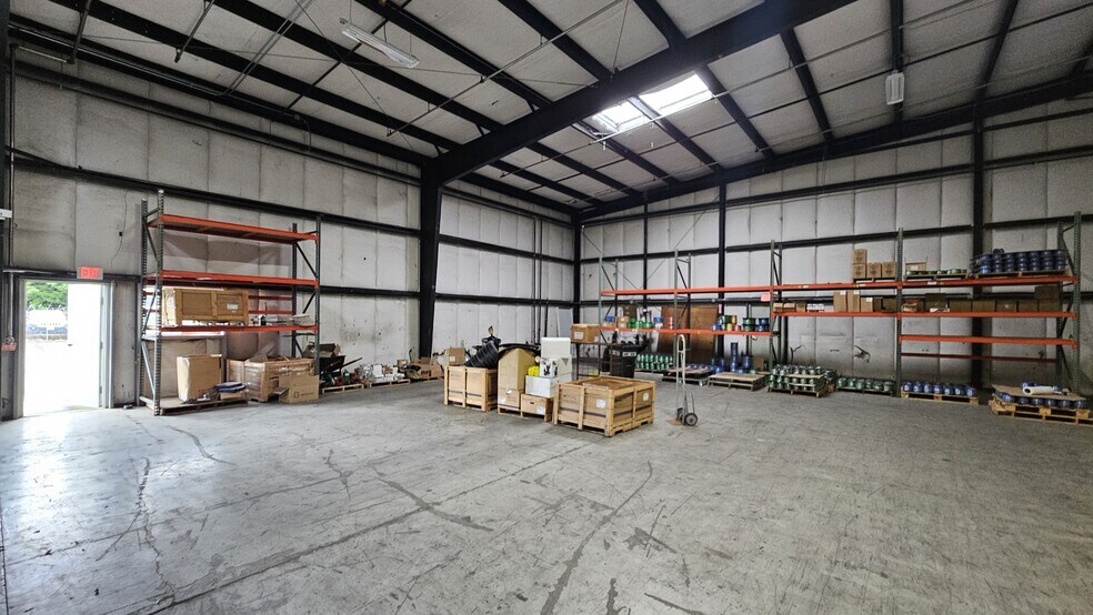 More Photos Of 625 W Scott Ave, Woodland Warehouse For Lease