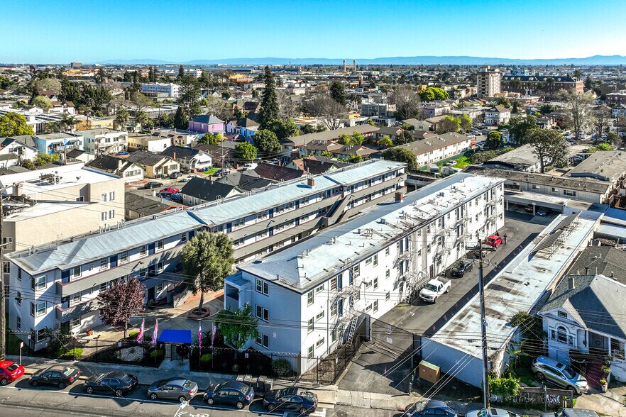 Primary Photo Of , Oakland Multifamily For Sale