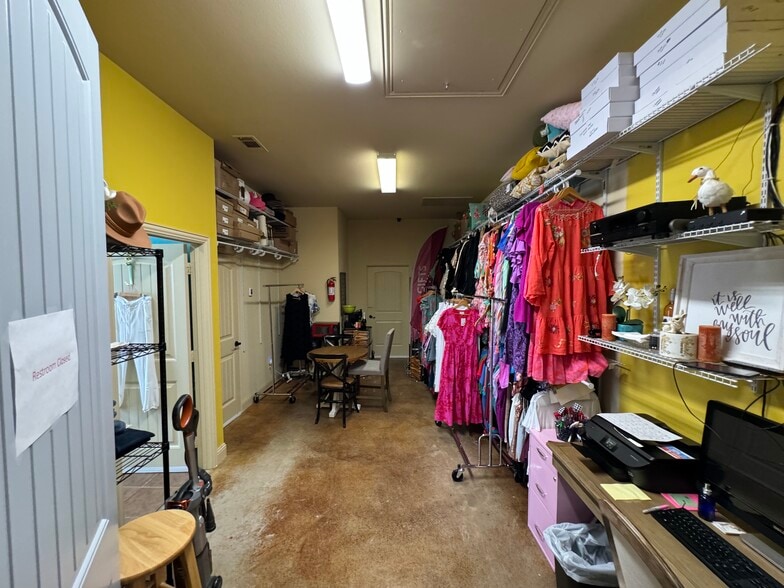 More Photos Of 753 Mid Cities Blvd, North Richland Hills Office For Sale