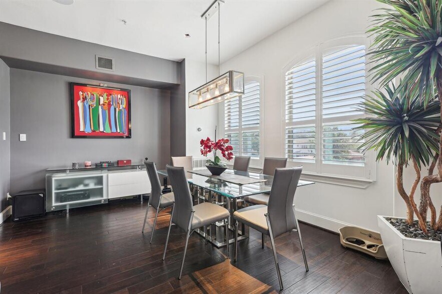 More Photos Of 3912 Ennis St, Houston Specialty For Sale