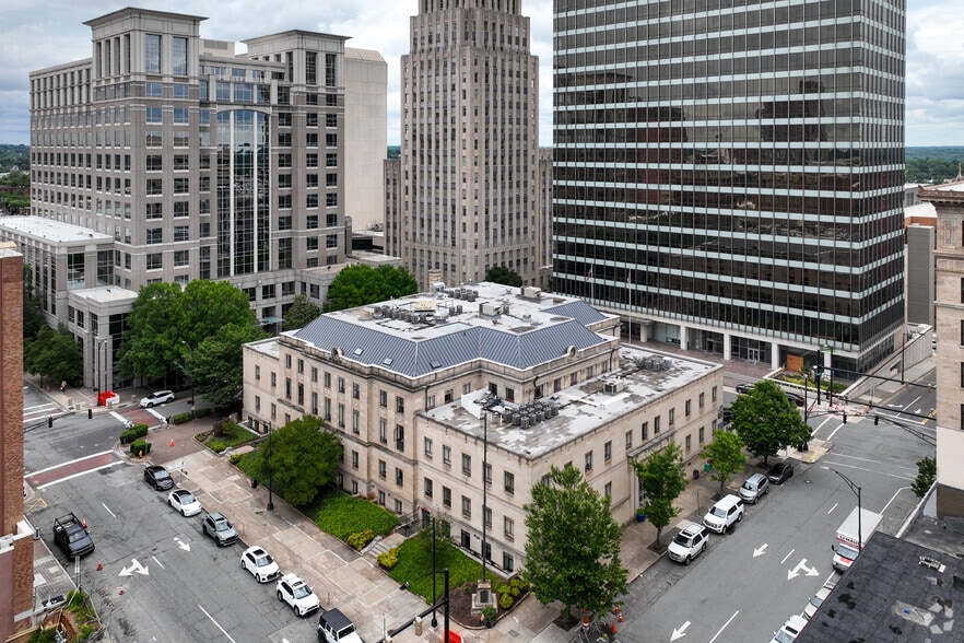 More Photos Of 50 W 4th St, Winston-Salem Apartments For Lease