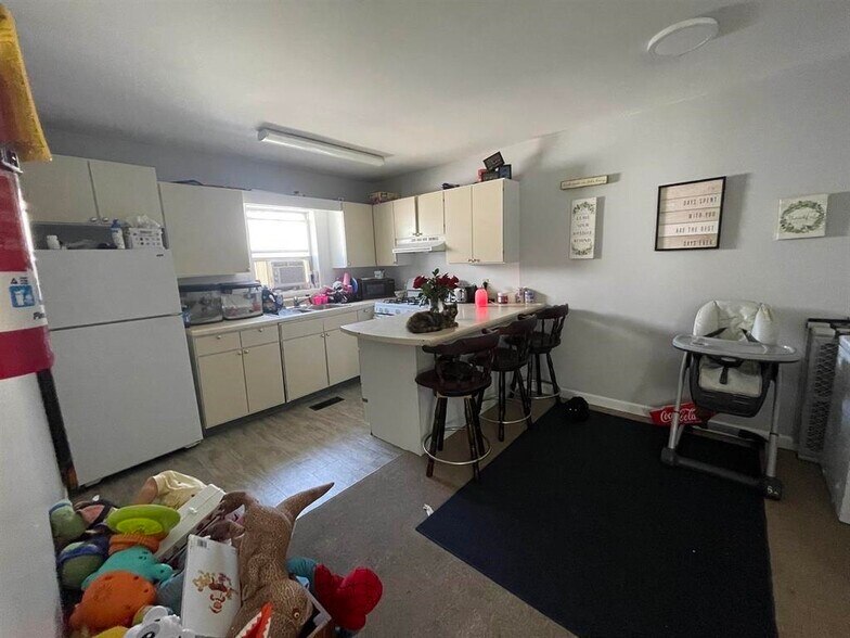 More Photos Of 46 Terrill St, Rutland Apartments For Sale