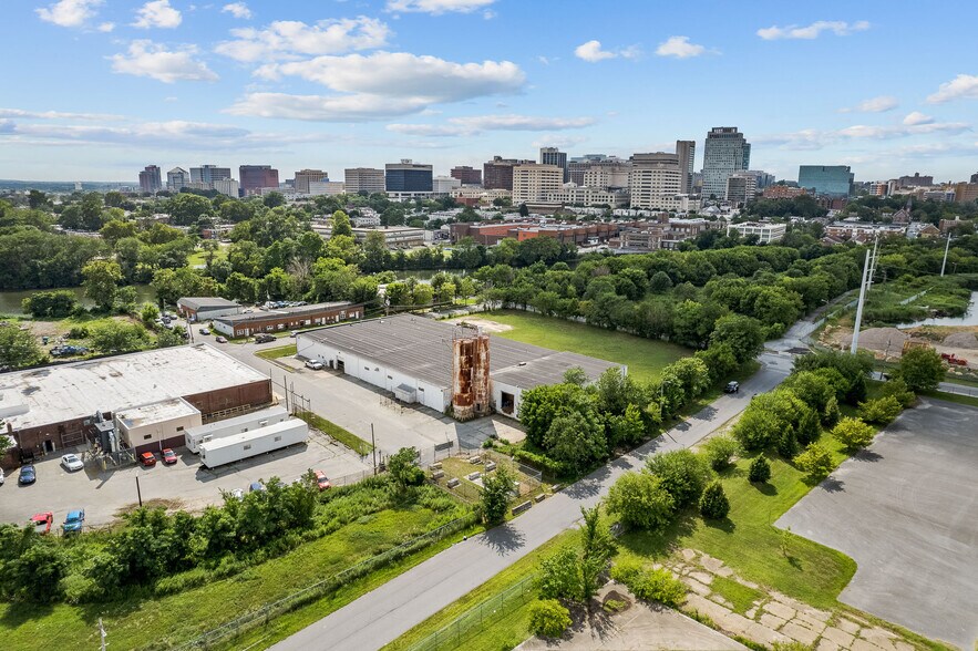 More Photos Of 805 E 13th St, Wilmington Manufacturing For Sale