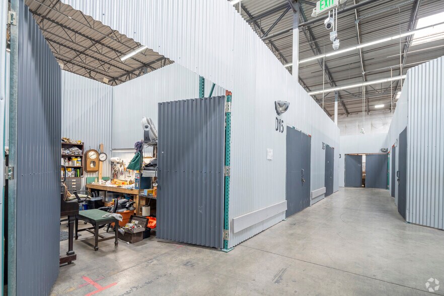 More Photos Of 4735-4795 Leyden St, Denver Warehouse For Lease