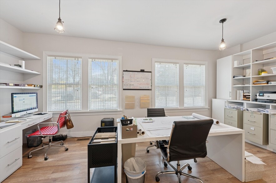 More Photos Of 200 Division St, Sag Harbor Loft Creative Space For Lease