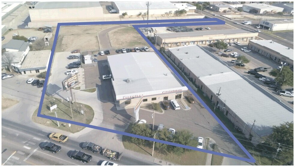 More Photos Of 5999 McPherson Rd, Laredo Auto Repair For Sale