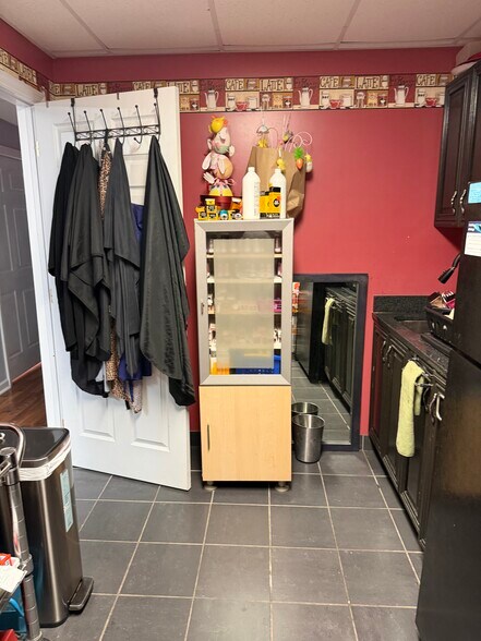 More Photos Of 9371 Cypress Lake Dr, Fort Myers Unknown For Lease