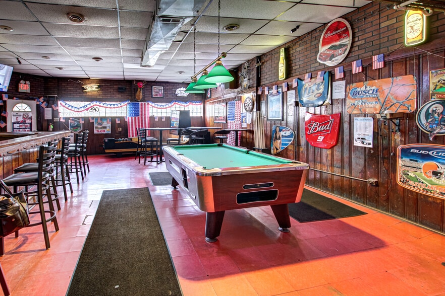 More Photos Of 6602 Harvard Ave, Cleveland General Retail For Sale