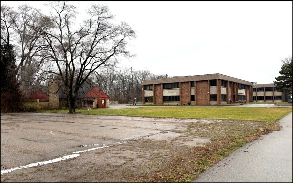 More Photos Of , Southfield Unknown For Sale