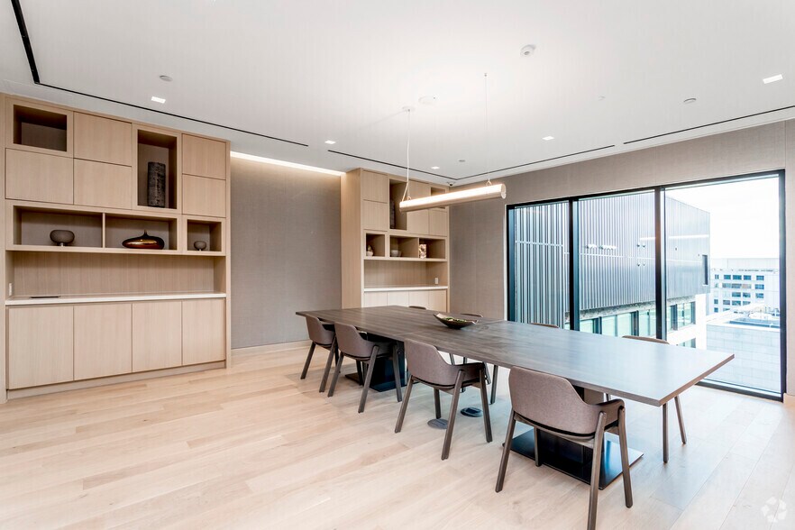 More Photos Of 555 E St SW, Washington Apartments For Lease