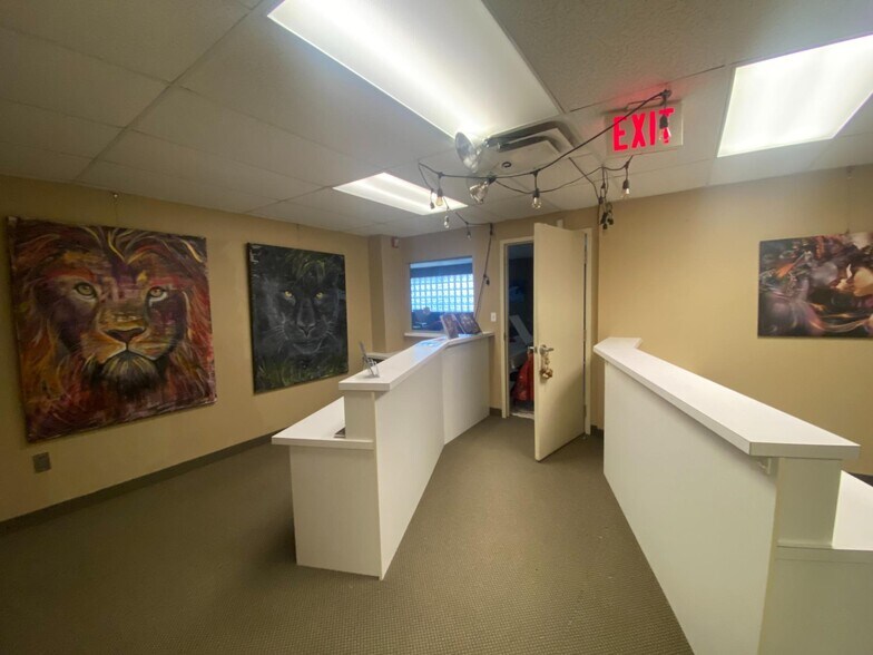 More Photos Of 115-119 Cedar St, Greater Sudbury General Retail For Sale