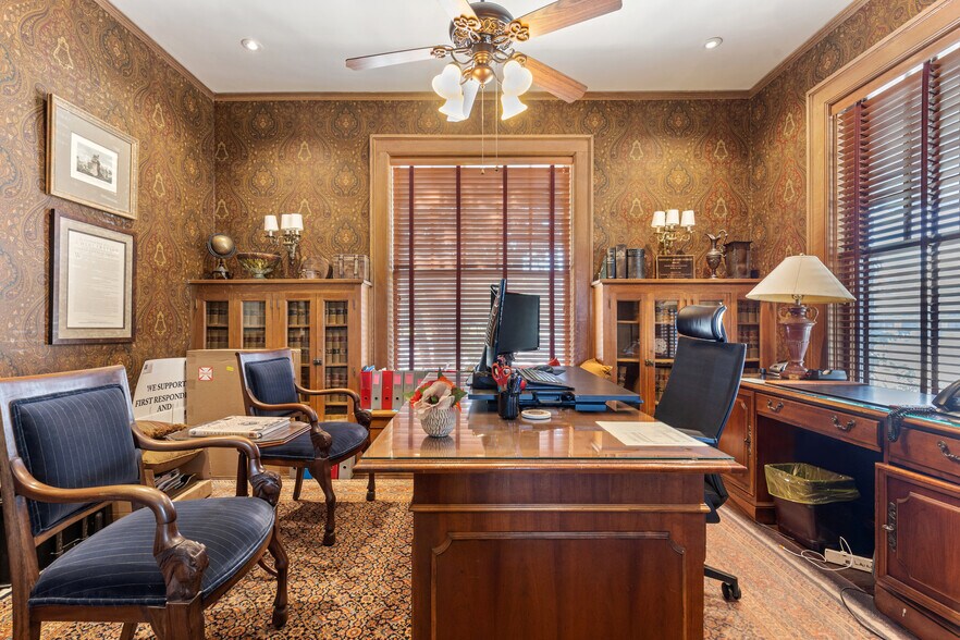 More Photos Of 1119 Pennsylvania Ave, Fort Worth Loft Creative Space For Sale