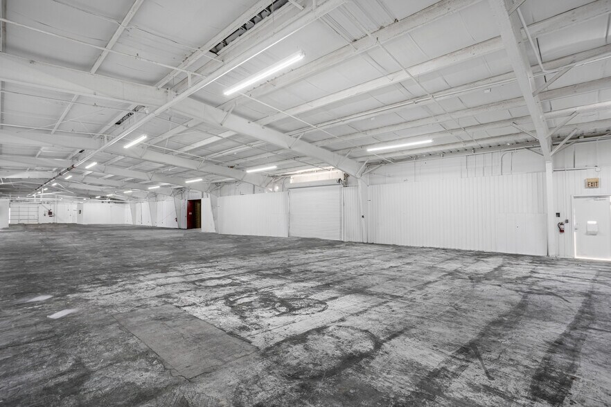 More Photos Of 927 Fern St, Altamonte Springs Light Manufacturing For Sale