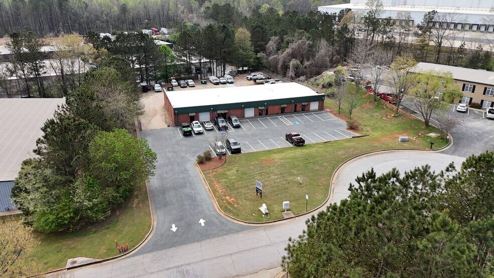 More Photos Of 25 Juniper Ct, Covington Warehouse For Lease