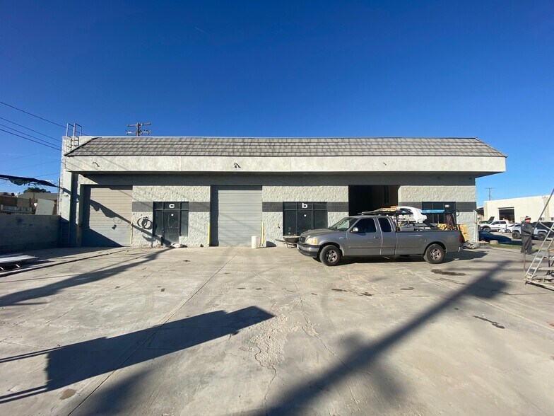 More Photos Of 124 W Ovington St, Lancaster Industrial For Sale