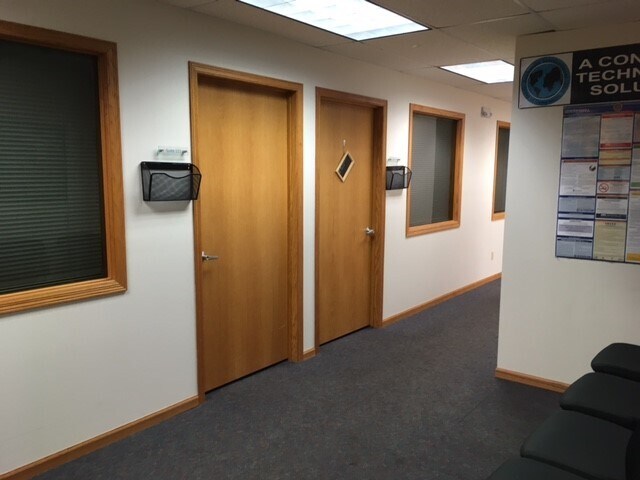 More Photos Of 2800 Freeway Blvd, Brooklyn Center Office For Lease