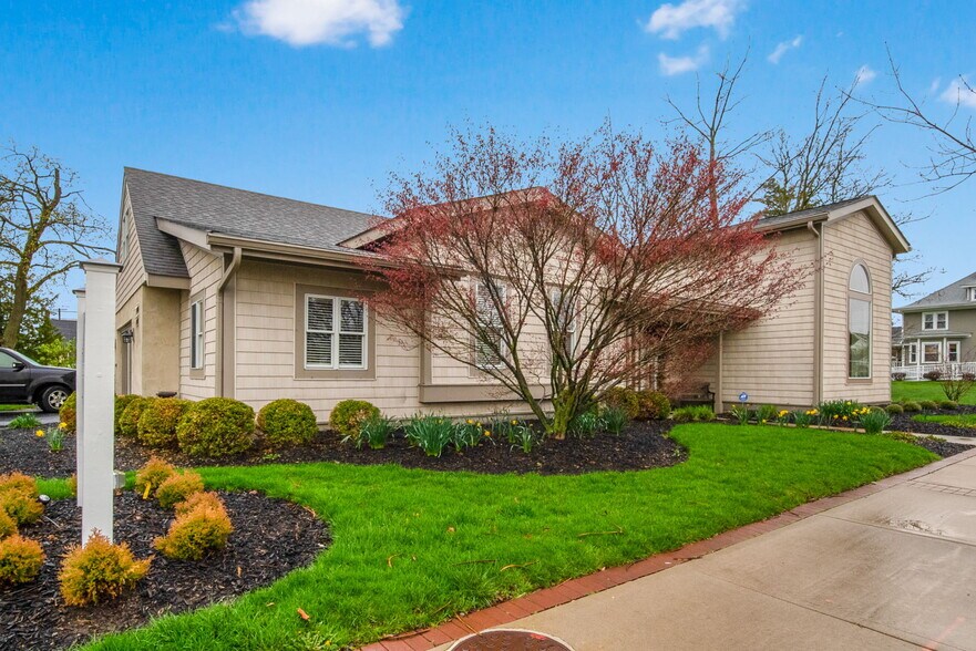 More Photos Of 4120 Main St, Hilliard Freestanding For Sale