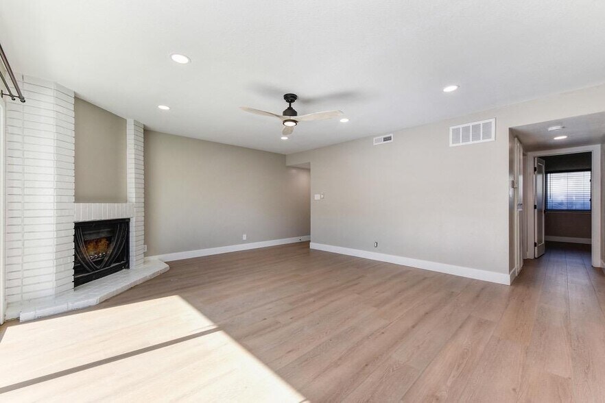 More Photos Of 5364 Garfield Ave, Sacramento Apartments For Sale