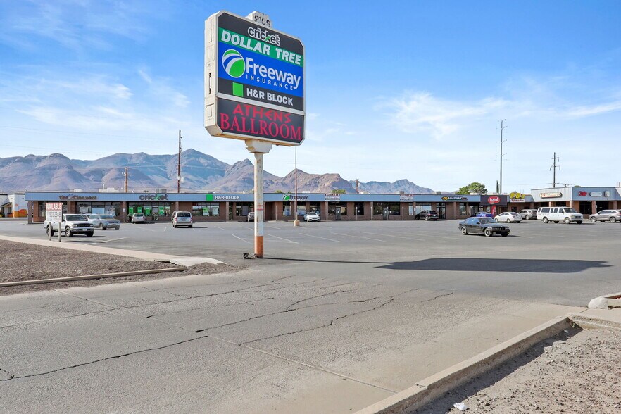 More Photos Of 9109 Dyer St, El Paso Storefront For Lease