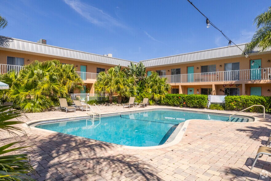 More Photos Of 1405 S Lorenzo Ave, Tampa Apartments For Sale