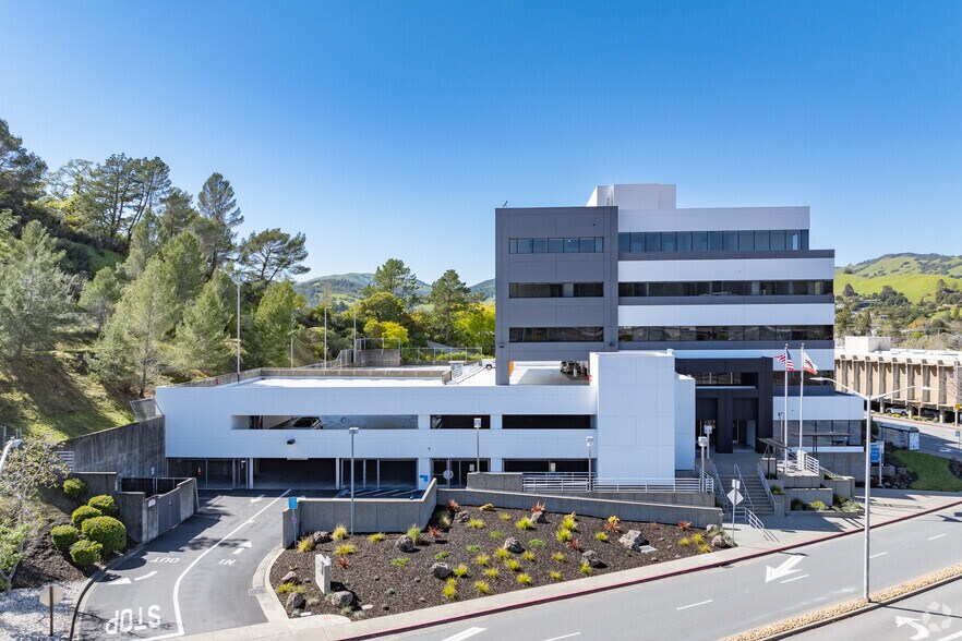 More Photos Of 899 Northgate Dr, San Rafael Medical For Sale