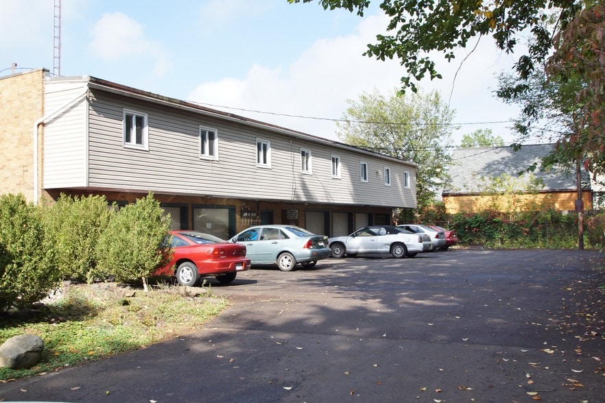 More Photos Of 2114 Market Ave N, Canton Apartments For Sale